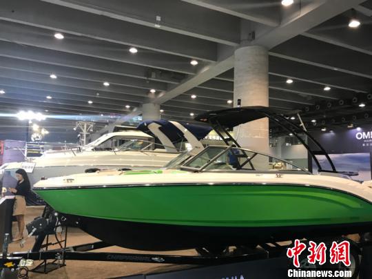 各游艇品牌集聚展會 索有為 攝 各游艇品牌集聚展會 索有為 攝